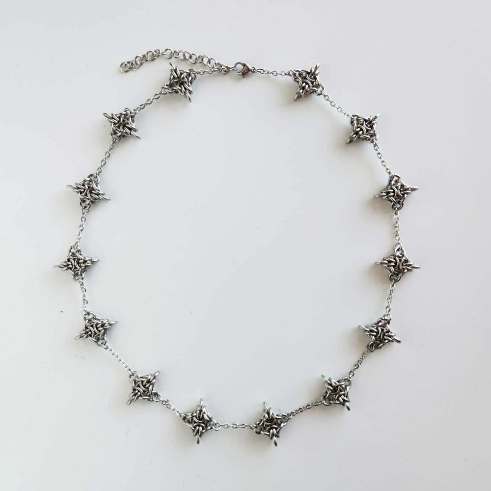 Gothic Medieval spikes chain mail necklace with a small silver chain - Picture 4 of 9